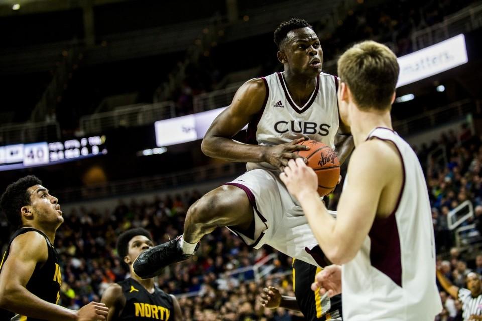 Detroit U-D Jesuit’s Nigerian-born duo help Cassius Winston get first state title