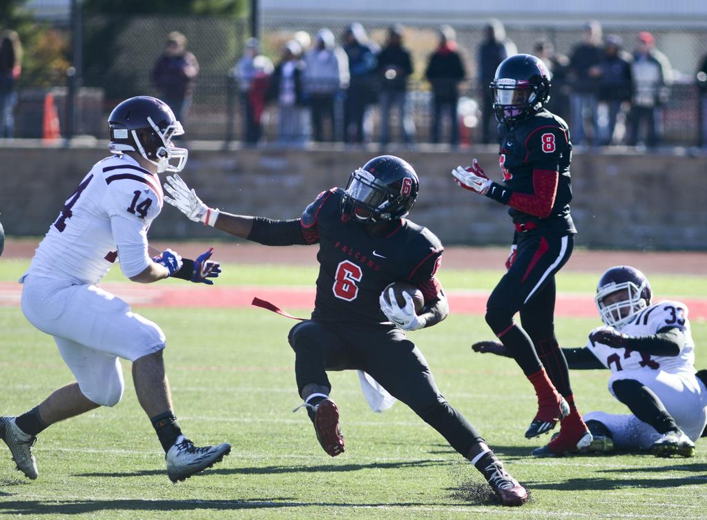 There’s no catching Michael Catching with East Kentwood football team