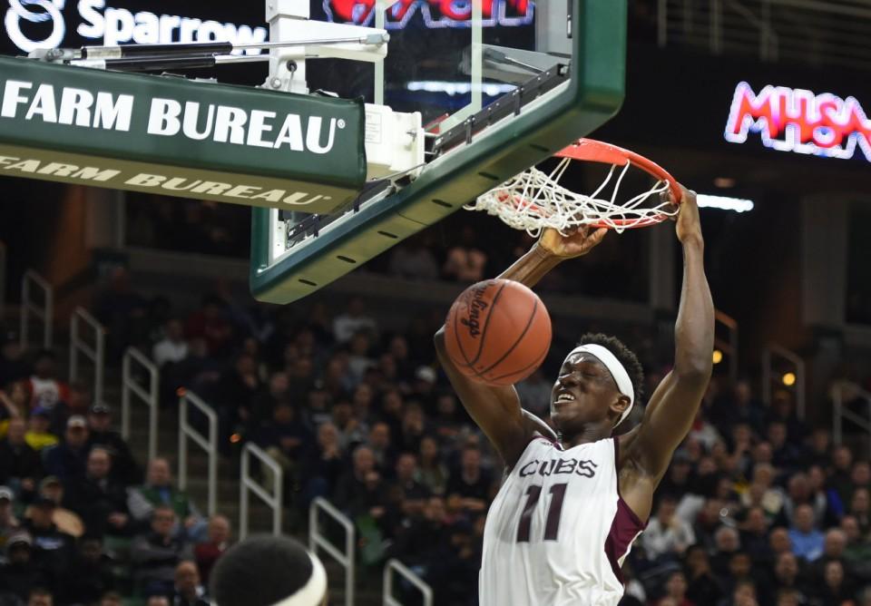 Nigerian-born Greg Eboigbodin gets double-double to lead Jesuit basketball to Class A title game