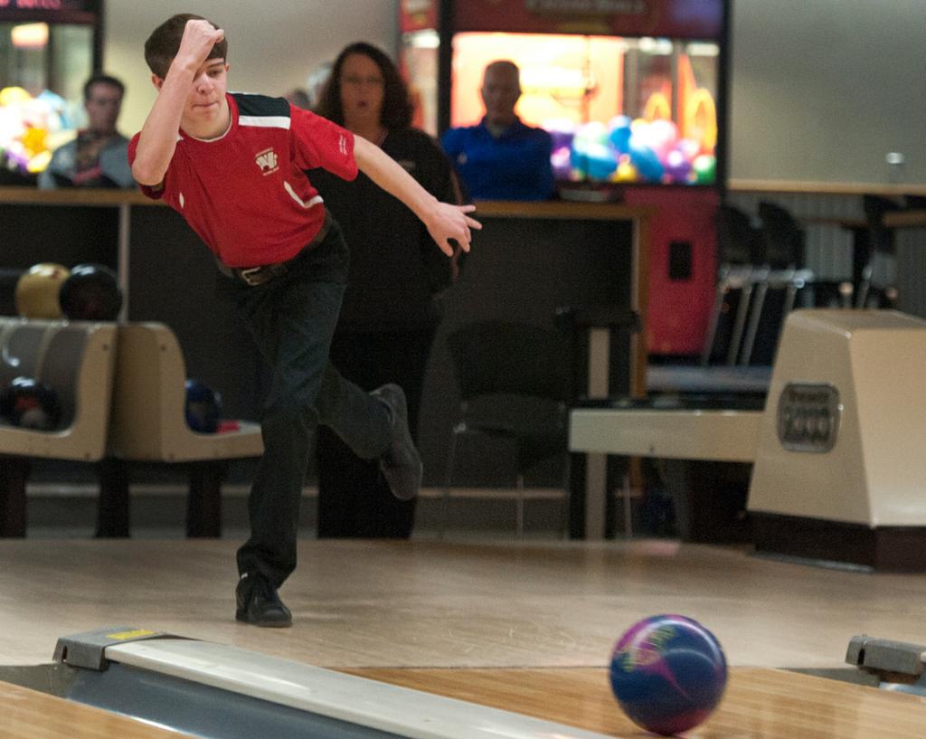 Vote for the Jacksonarea boys bowling MVP of 201516 season