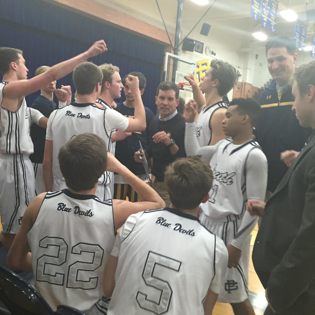 Mighty fourth quarter difference earns Grosse Pointe South a 58-45 victory over Grosse Pointe North in crosstown battle