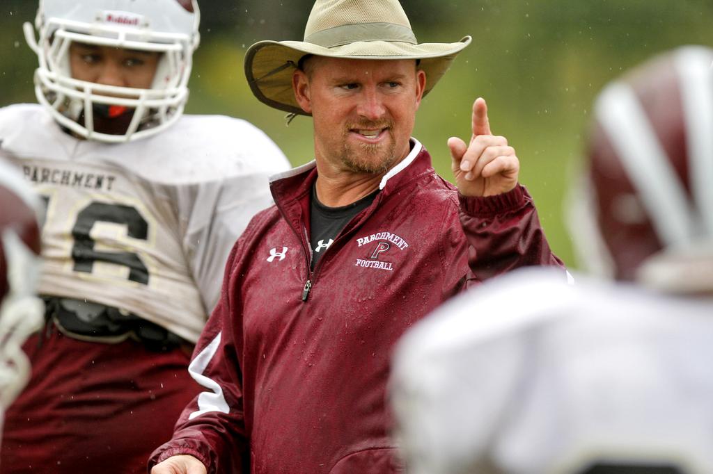Parchment football coach Wayne Hinton resigns, will remain girls