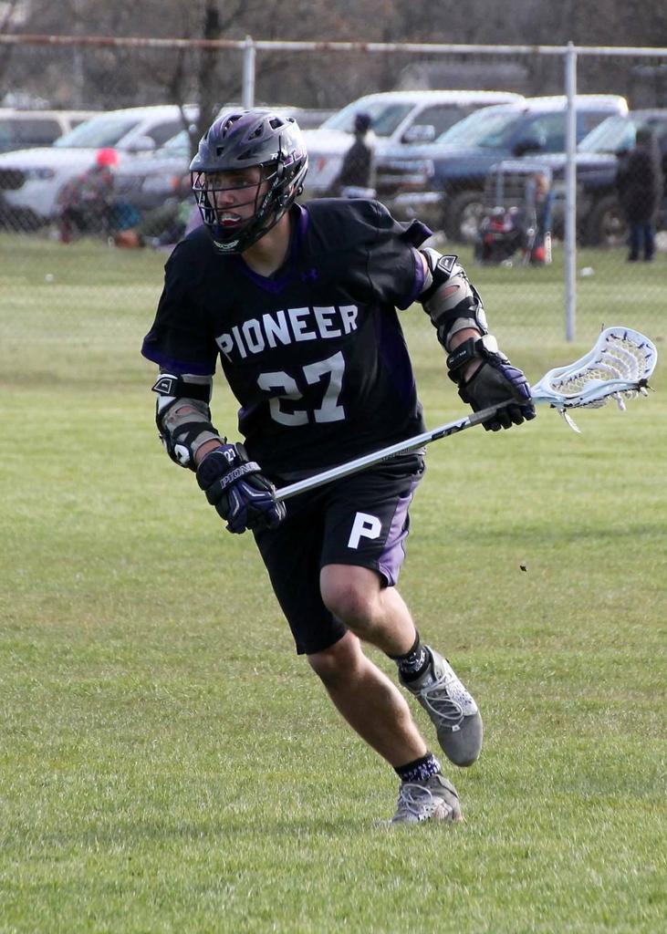 Pioneer's faceoff expert earns boys lacrosse award