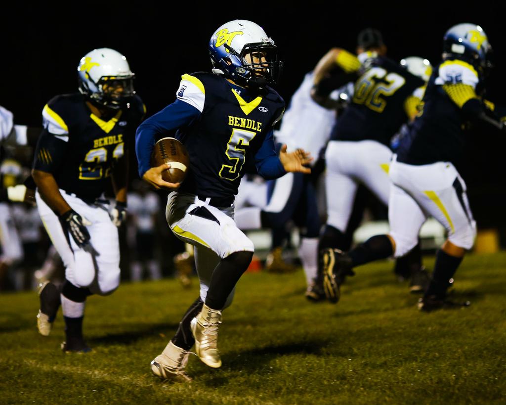 Burton Bendle quarterback Logan Lawrence proves it s heart not