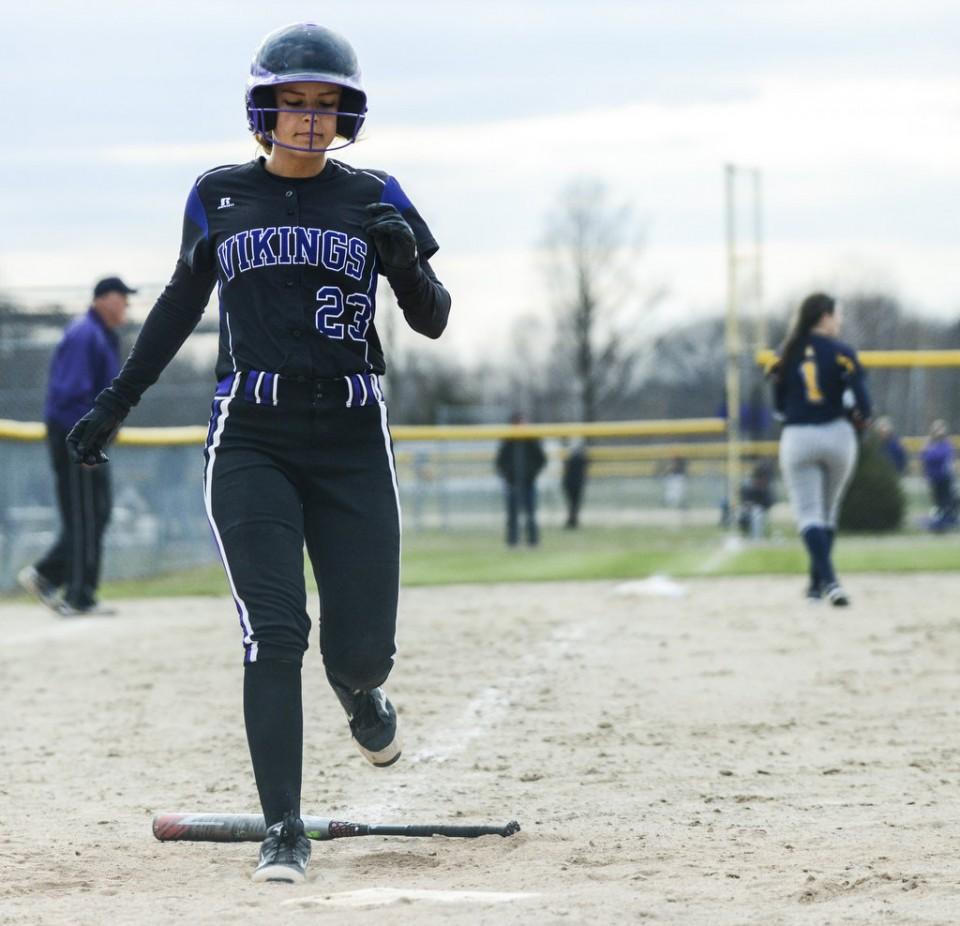 Check out the great teams, great stories from Week 1's MLive Team of the Week winners