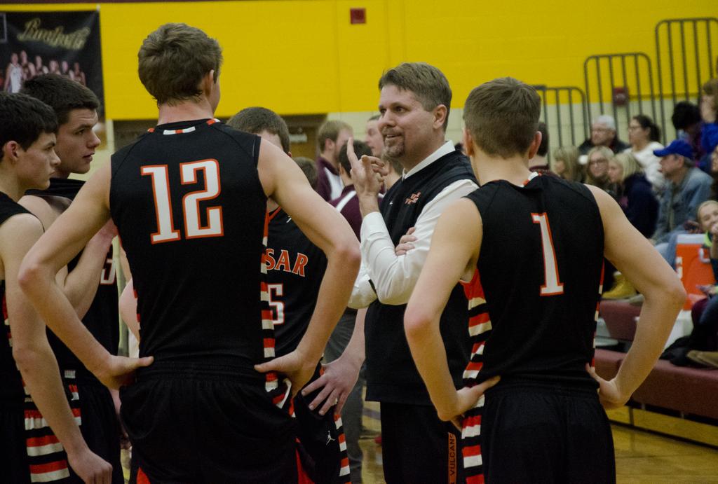 Highscoring Glaza brothers, milestonereaching Vassar coach show boys basketball is a numbers