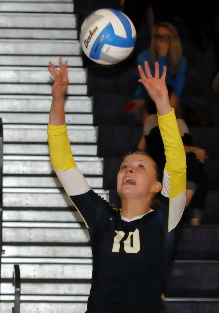 East Grand Rapids volleyball team sweeps Byron Center in Class A opener