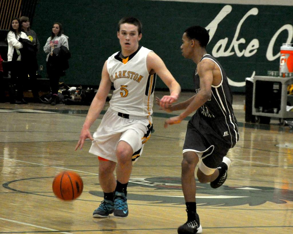 Clarkston boys basketball builds big first half lead for 72-59 win over Clarkston boys basketball builds big first half lead for 72-59 win over