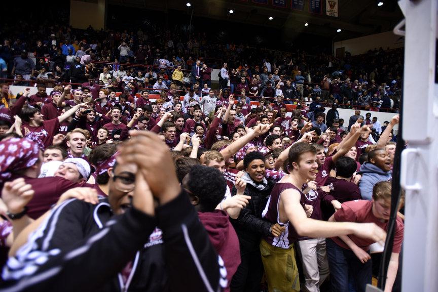 Vote for the MLive Detroit area boys basketball team that will have the deepest playoff run