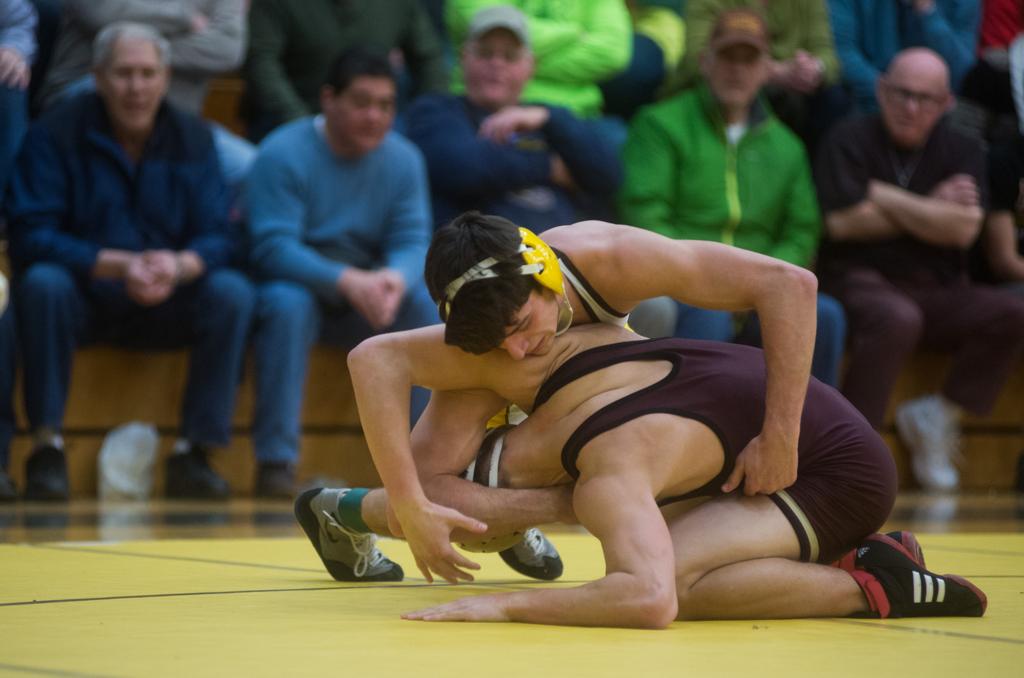 Hartland gets best of Davison in weekend wrestling tournament