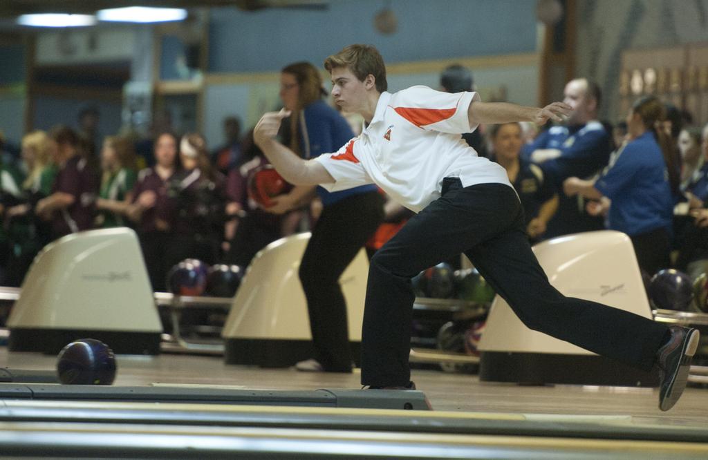 Live updates MHSAA individual boys and girls bowling state finals