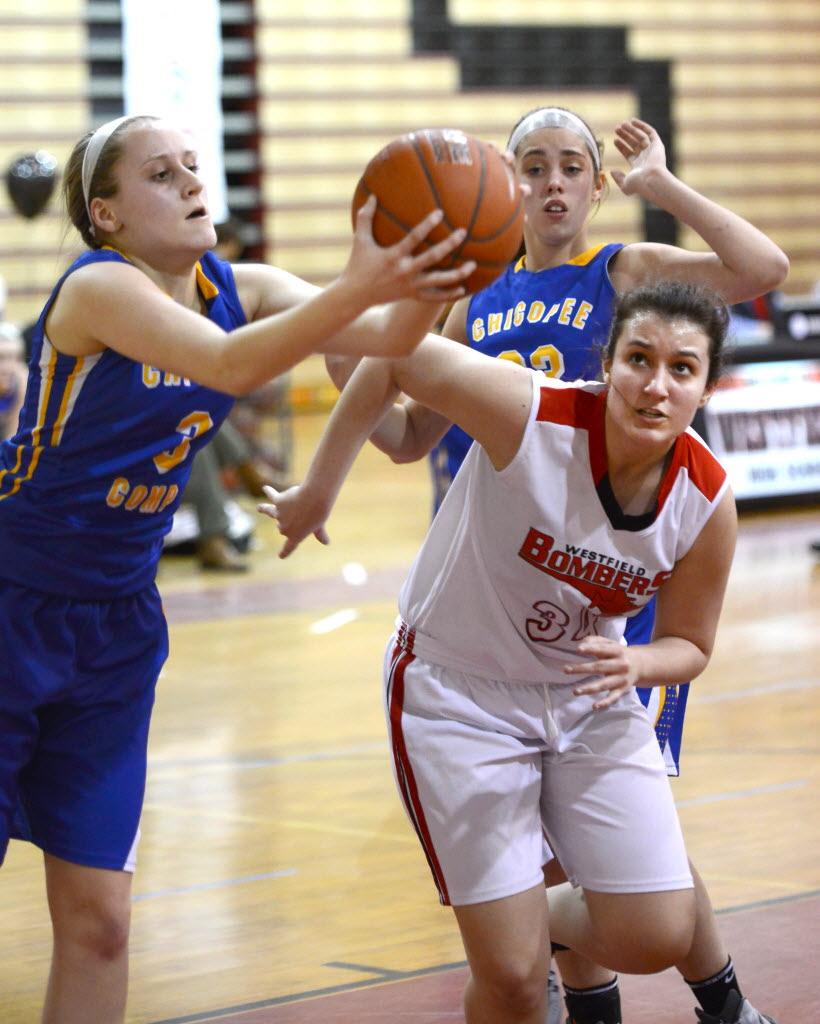 No. 12 Westfield girls basketball defeats East Longmeadow, finishes
