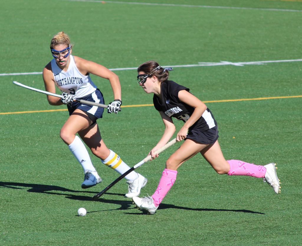 Longmeadow junior Mary O'Reilly commits to play Division I field hockey