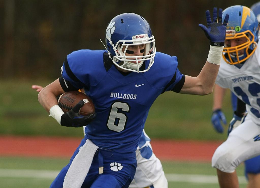 Live Updates Metuchen at South River football, 1 p.m. Saturday