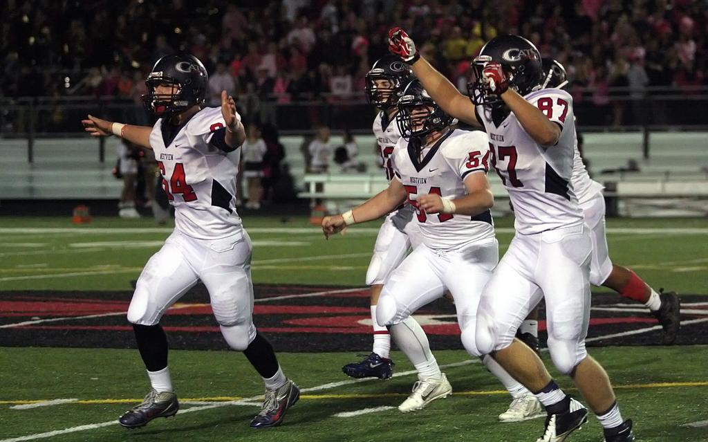 Westview shocks Southridge 42-41 (Week 8 high school football recap