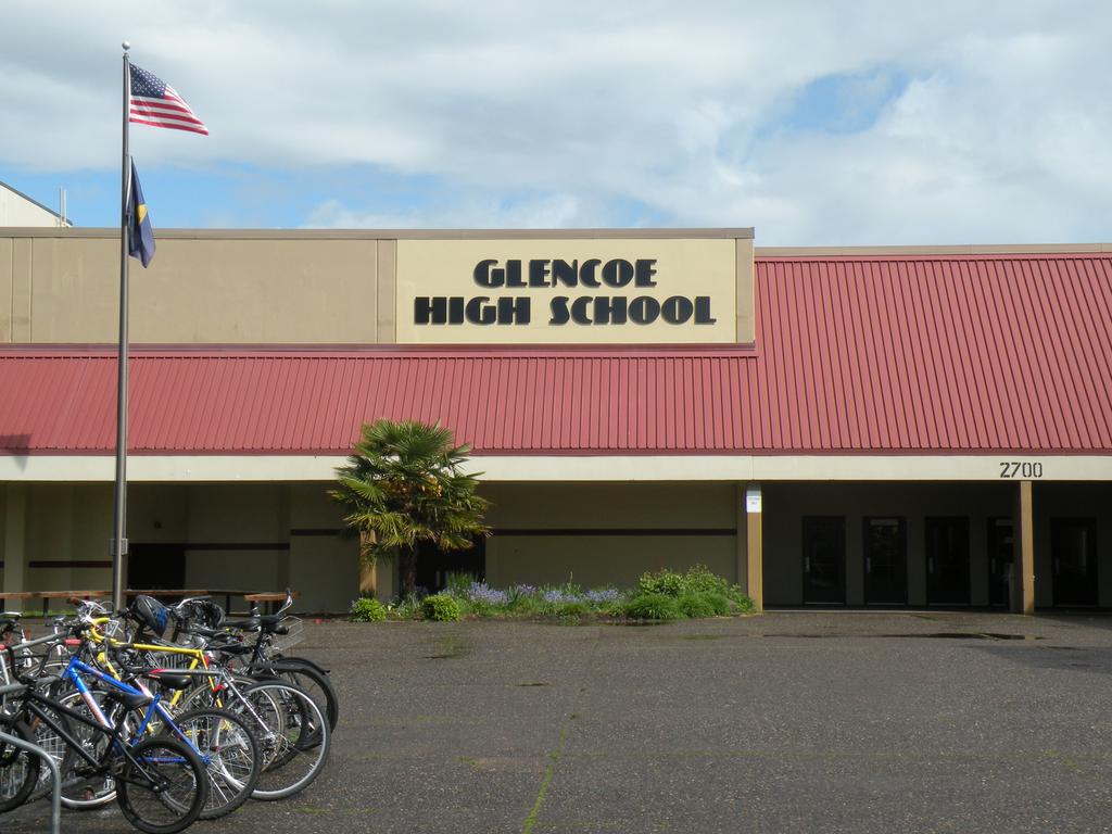 Glencoe studentathletes react to lockdown scare after report of armed