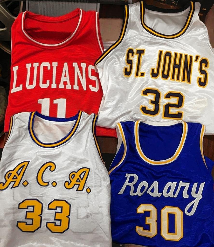 Cicero-North Syracuse will play in old school basketball gym with new  throwback jerseys 