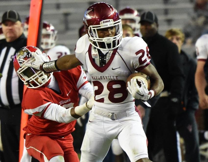 Maplesville's Terence Dunlap runs to top Super 7 performance honor