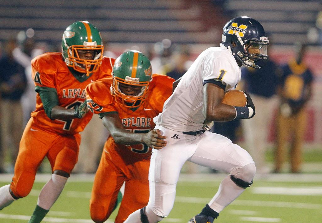 Football: Turner's four TDs lifts Murphy past LeFlore, 34-6 (photos