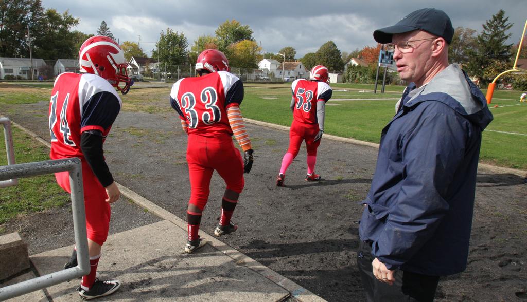 Lincoln West football season preview 2014: Keys for a winning season