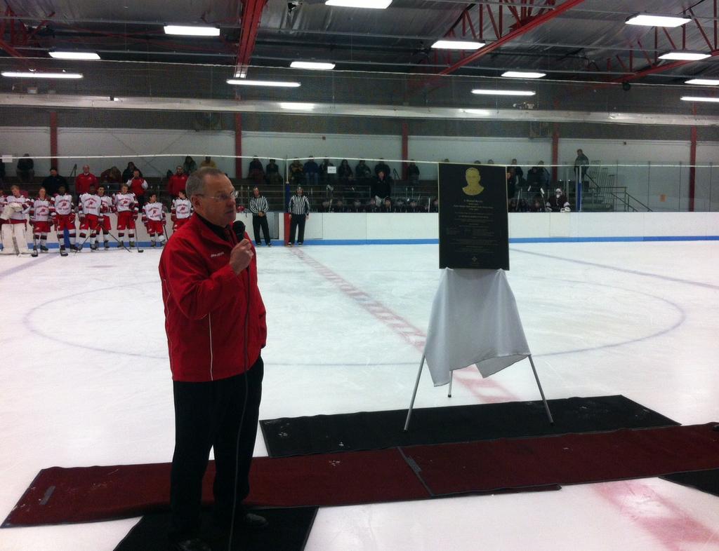 Jack Mallett's late goal lifts Rocky River hockey past Shaker Heights