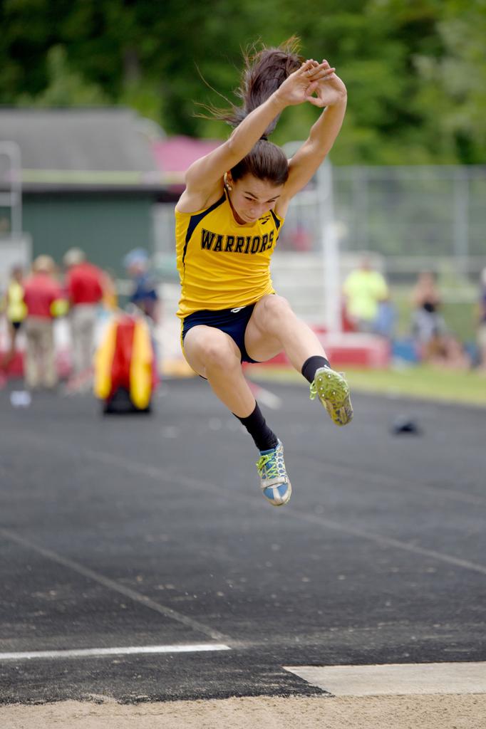 Ella Suliman wins state title, sets school record, named Citizen Patriot Girls Track Athlete of