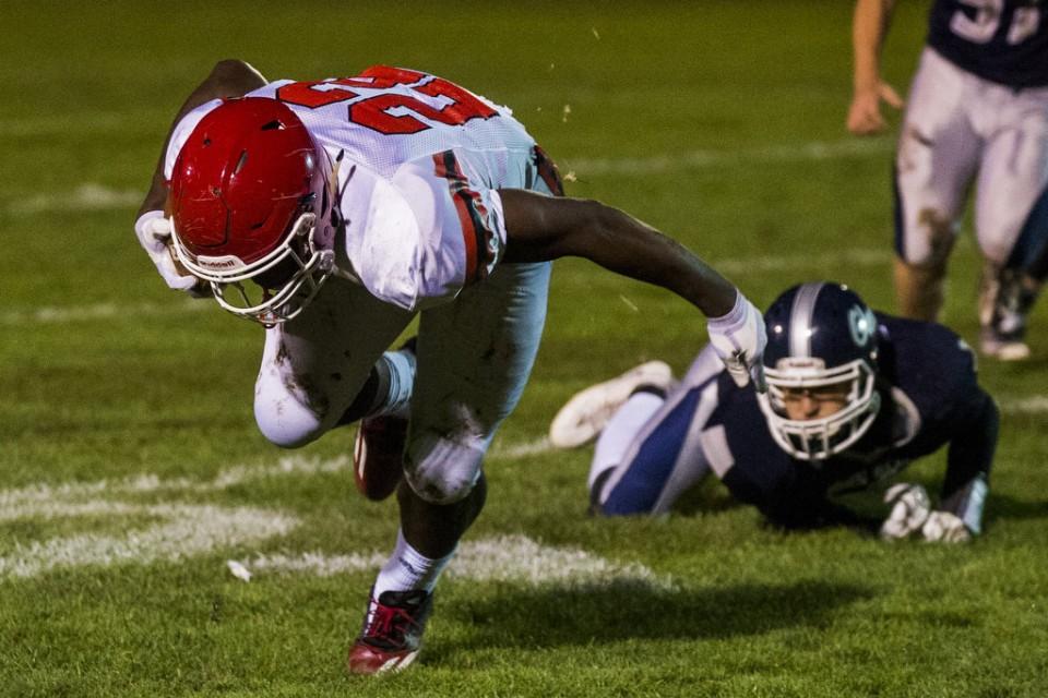 Orchard Lake St. Mary's downs Linden 49-14 in D3 district title game