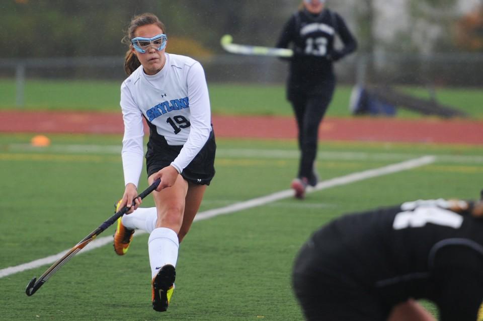 Skyline's Abbey Hutton named 2016 Ann Arbor News girls field hockey