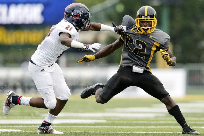 Detroit King scores 21 unanswered over Bedford for 2nd straight regional title