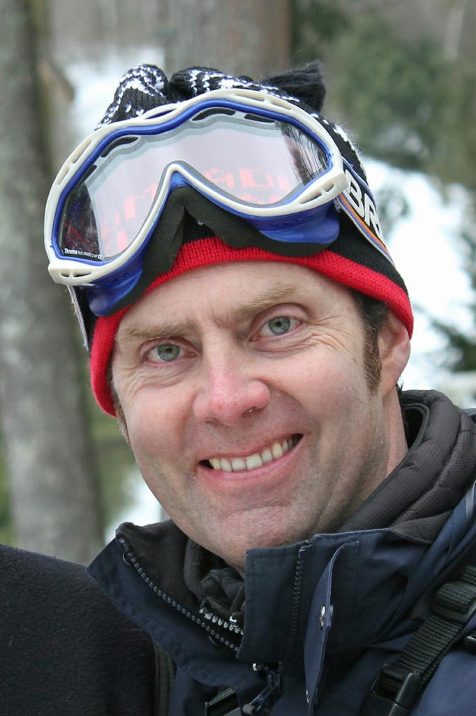 Longmeadow boys, girls skiing's Glenn Olson named Western Mass. Coach ...