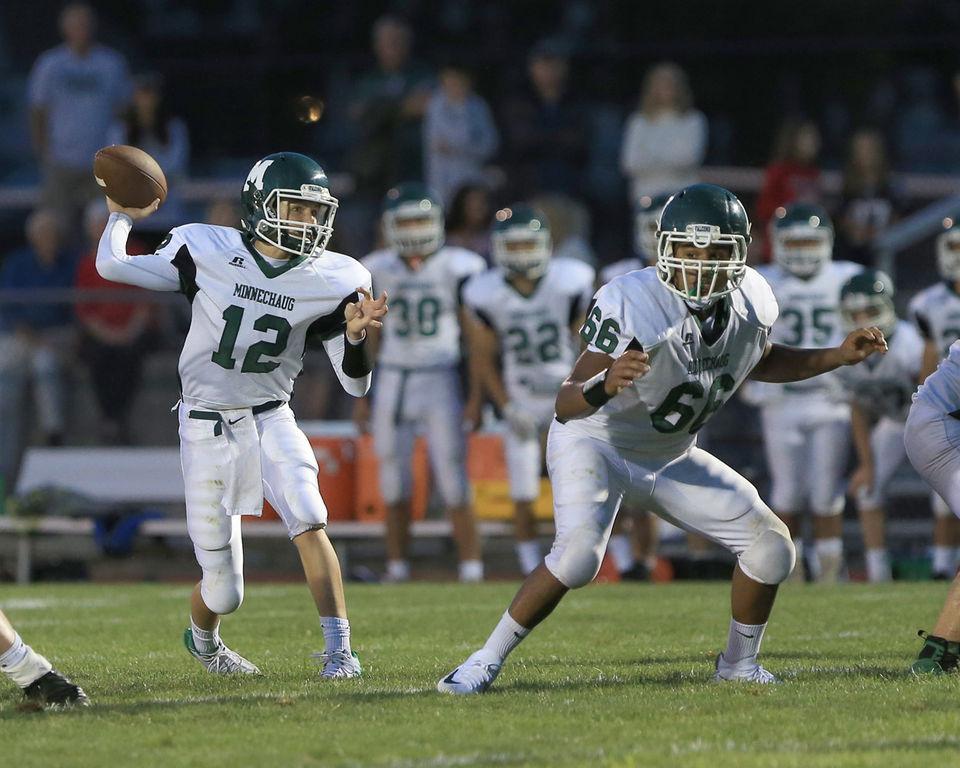 Potent offense, strong defense pushes No. 3 Minnechaug football past Potent offense, strong defense pushes No. 3 Minnechaug football past