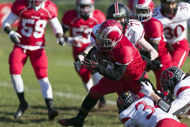 Isiah Byrd cracks 2,000 yards, Roselle football ends historic season