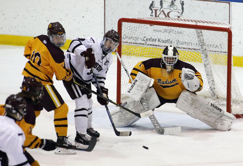 ice hockey Top 20, Dec. 6 Gordon Conference madness leads to