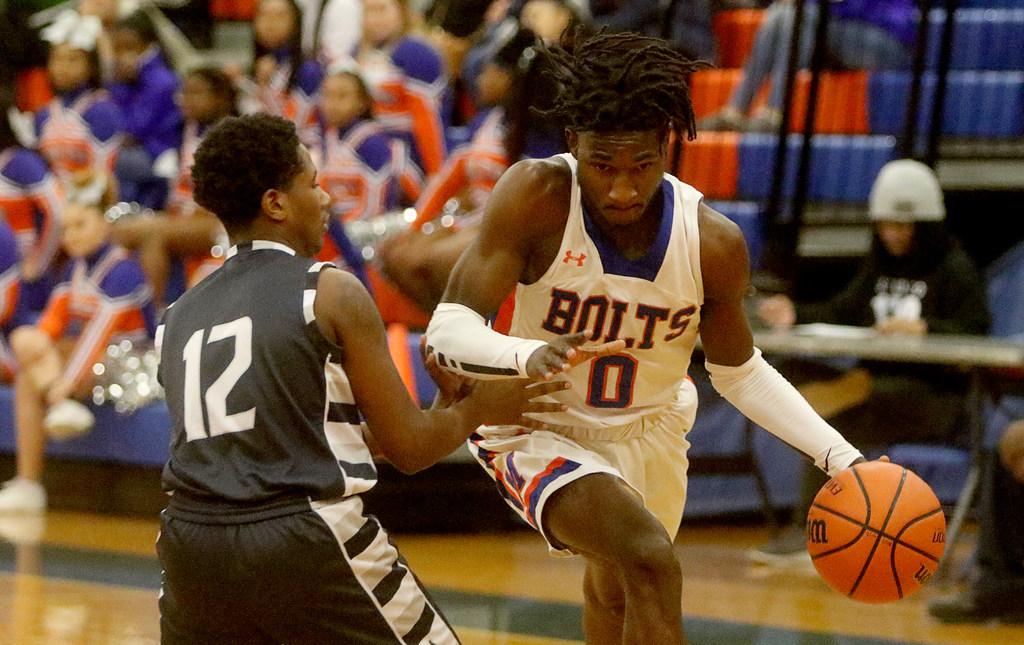 Boys Basketball Lawrence alltime leading scorer at Millville