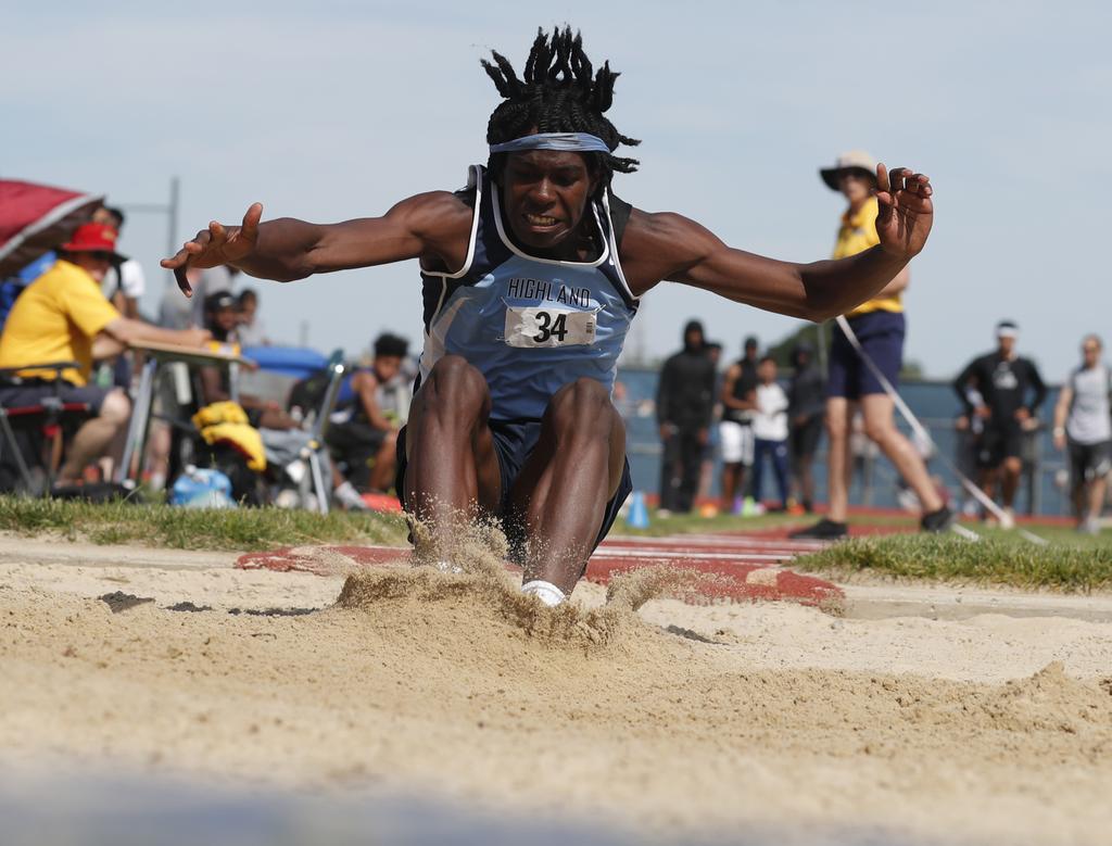 AllGroup 3 boys track and field team, 2019