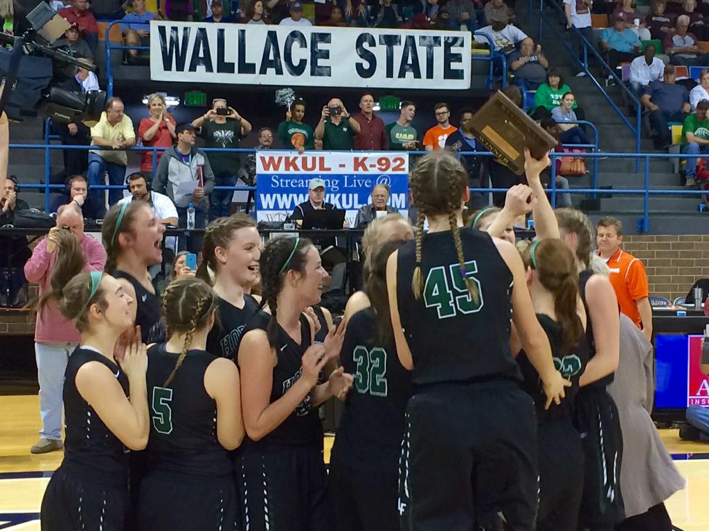 Locust Fork 62, Lauderdale County 57 knock off 5time